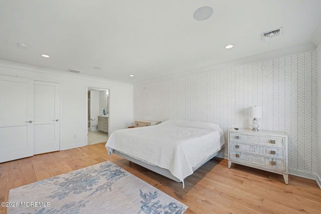 25 Catherine Street 15, Red Bank, NJ 07701