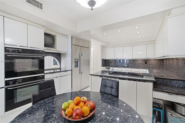 9801 Collins Avenue 14D, Bal Harbour, FL 33154