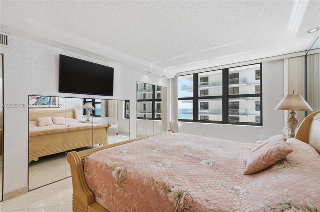 9801 Collins Avenue 14D, Bal Harbour, FL 33154