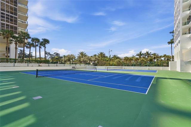 9801 Collins Avenue 14D, Bal Harbour, FL 33154
