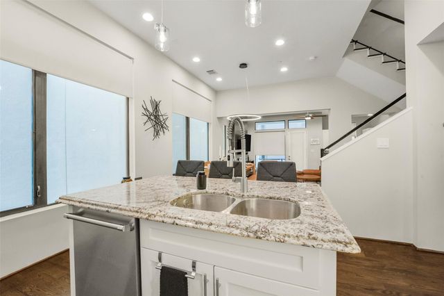 1520 Malone Street, Houston, TX 77007