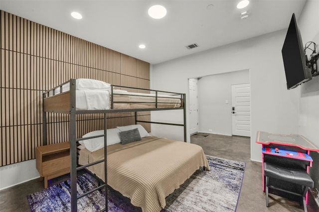 1520 Malone Street, Houston, TX 77007