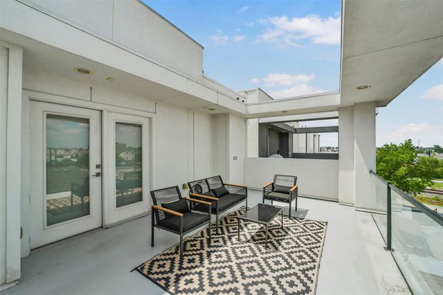 1520 Malone Street, Houston, TX 77007