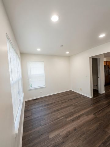 1334 FILLY Lane 1334, Bartlett, IL 60103