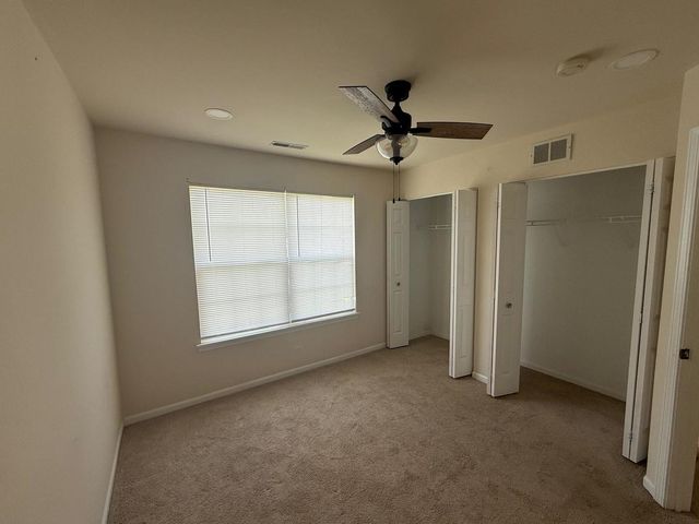 1334 FILLY Lane 1334, Bartlett, IL 60103