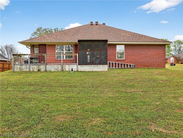 333 Crystal View, Van Buren, AR 72956