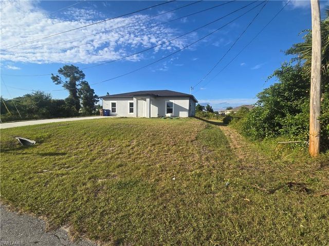 2514 31st ST SW, Lehigh Acres, FL 33976