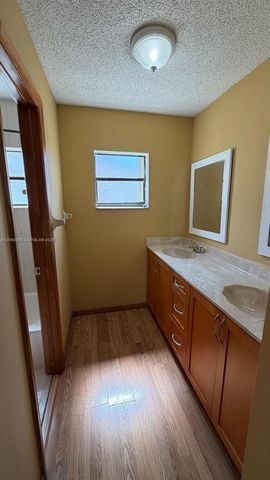 10960 SW 25th St, Miami, FL 33165
