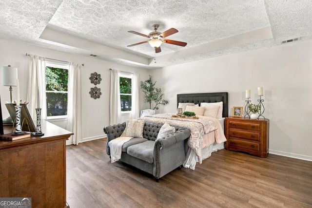 2038 Laurel Cove, Ball Ground, GA 30107