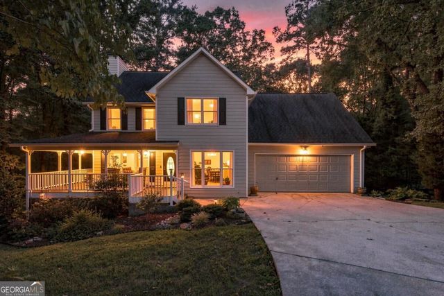 2038 Laurel Cove, Ball Ground, GA 30107