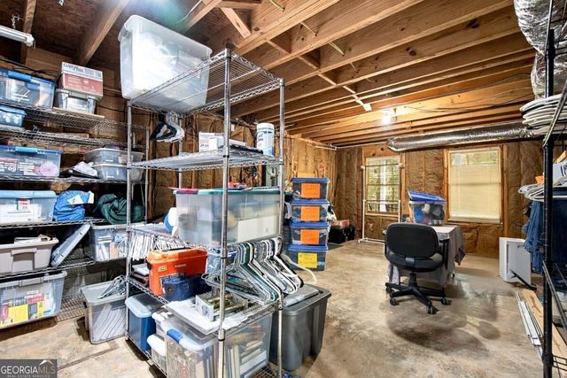 2038 Laurel Cove, Ball Ground, GA 30107