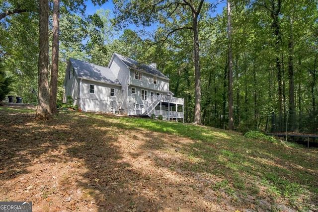 2038 Laurel Cove, Ball Ground, GA 30107