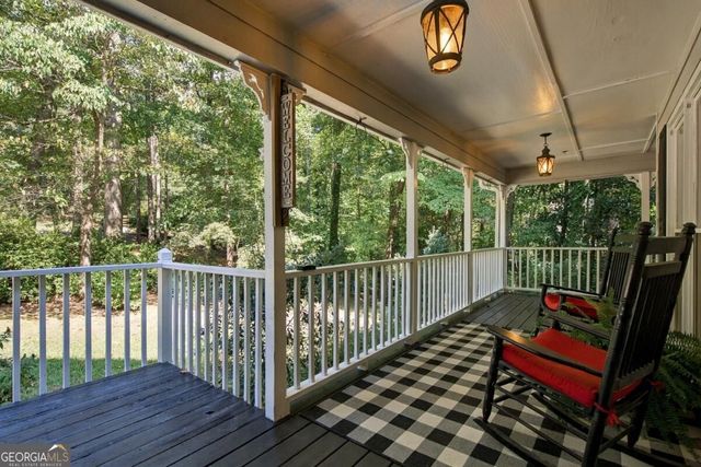 2038 Laurel Cove, Ball Ground, GA 30107