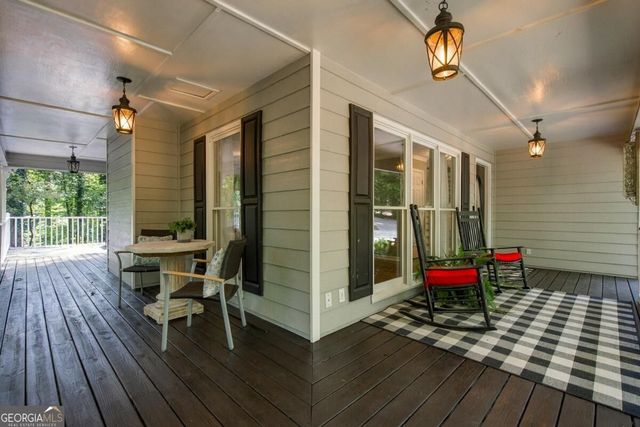 2038 Laurel Cove, Ball Ground, GA 30107