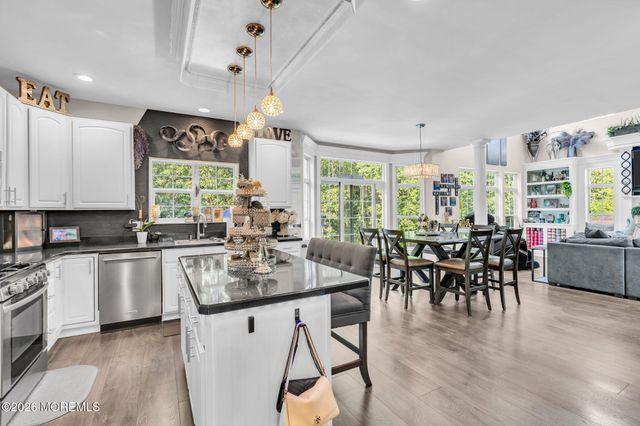 19 Whisper Way, Barnegat, NJ 08005