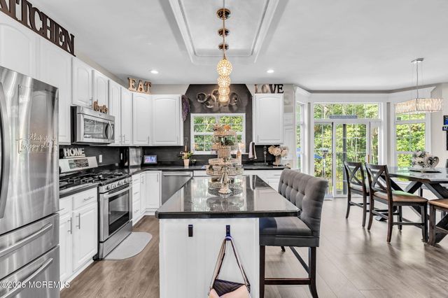 19 Whisper Way, Barnegat, NJ 08005