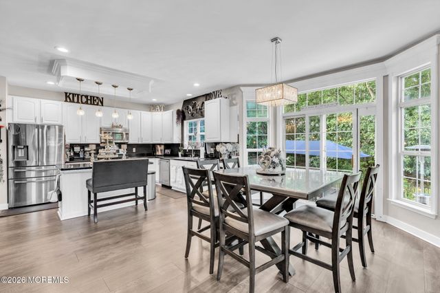 19 Whisper Way, Barnegat, NJ 08005