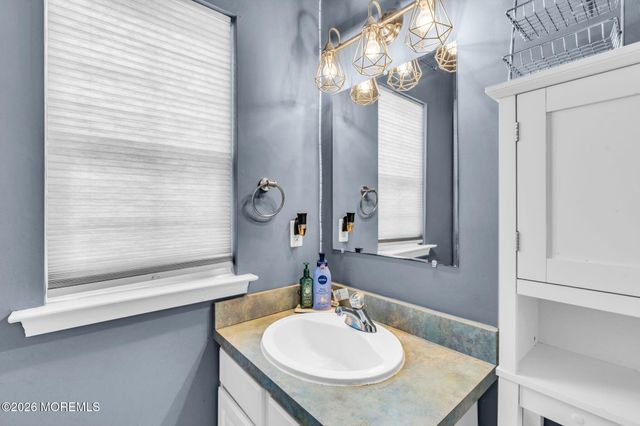 19 Whisper Way, Barnegat, NJ 08005