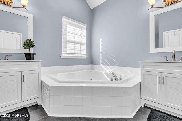 19 Whisper Way, Barnegat, NJ 08005