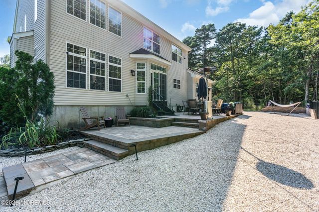 19 Whisper Way, Barnegat, NJ 08005