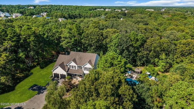 19 Whisper Way, Barnegat, NJ 08005