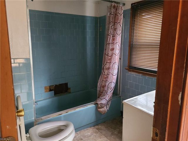 316 S College DR, Franklin, VA 23851