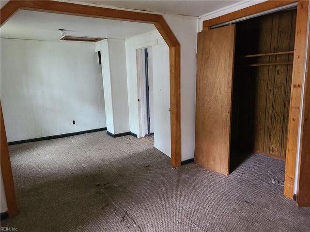 316 S College DR, Franklin, VA 23851