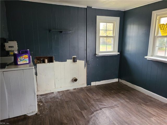 316 S College DR, Franklin, VA 23851