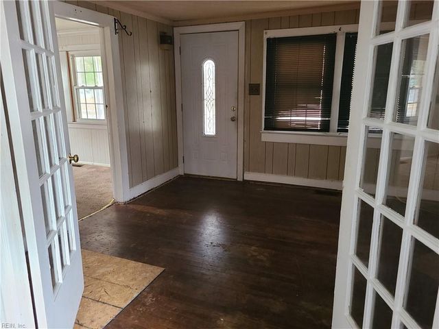 316 S College DR, Franklin, VA 23851