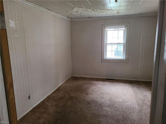 316 S College DR, Franklin, VA 23851