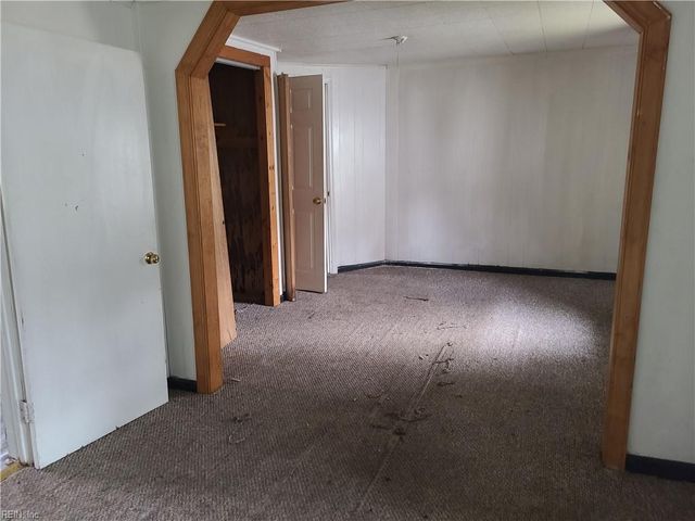 316 S College DR, Franklin, VA 23851