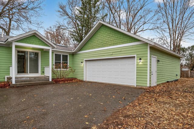 16940 12th Avenue N, Plymouth, MN 55447