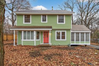 16940 12th Avenue N, Plymouth, MN 55447