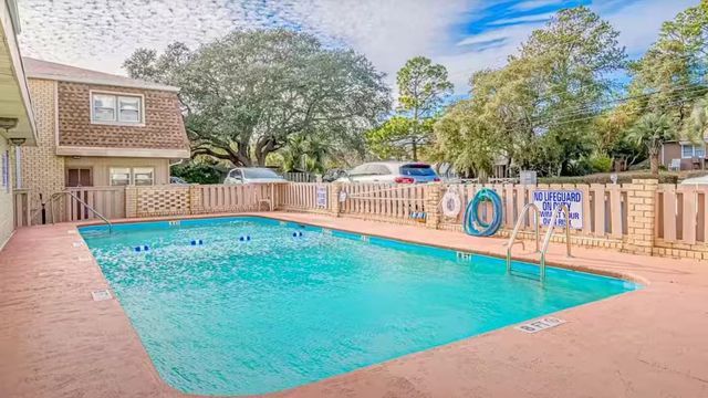 5508 Porcher Dr Apt 14, Myrtle Beach, SC 29577