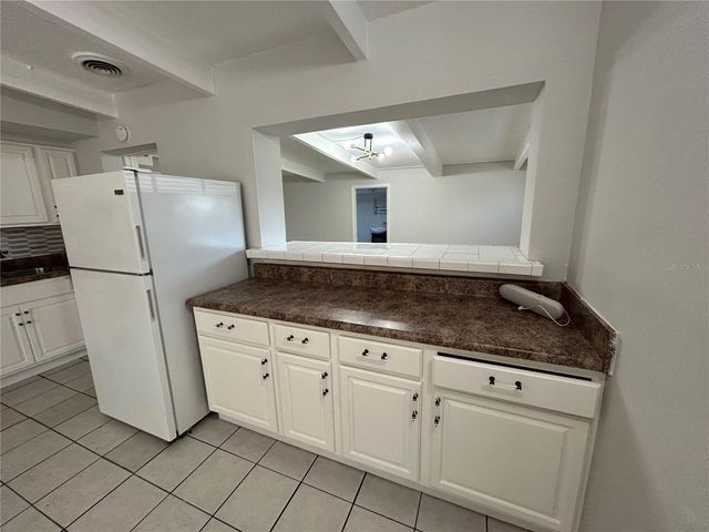 1336 WARRINGTON WAY, Tampa, FL 33619