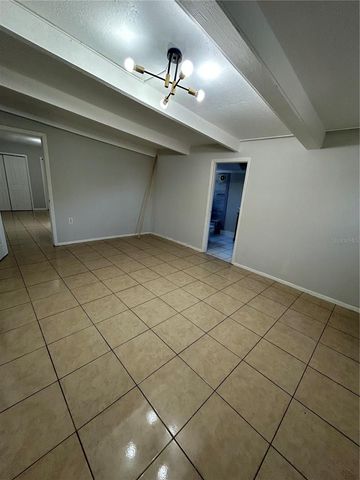 1336 WARRINGTON WAY, Tampa, FL 33619