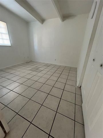 1336 WARRINGTON WAY, Tampa, FL 33619