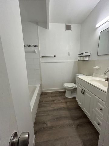 1336 WARRINGTON WAY, Tampa, FL 33619