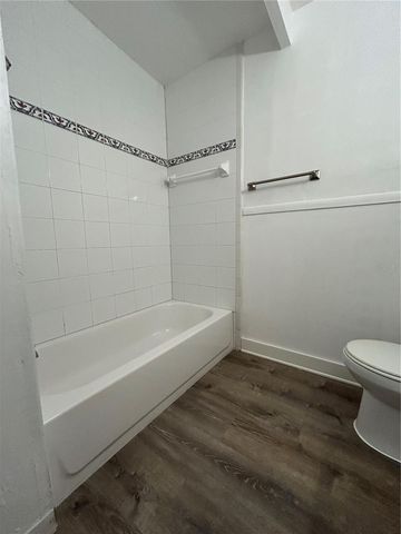 1336 WARRINGTON WAY, Tampa, FL 33619