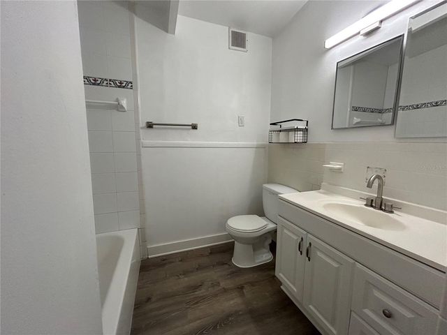 1336 WARRINGTON WAY, Tampa, FL 33619