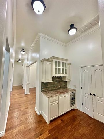 3905 Acoma Drive, Oklahoma City, OK 73160