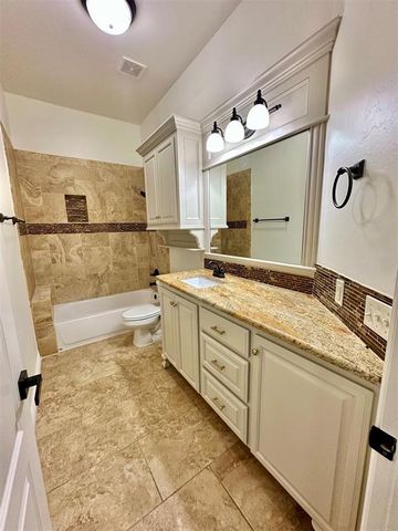 3905 Acoma Drive, Oklahoma City, OK 73160