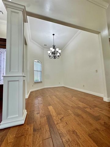 3905 Acoma Drive, Oklahoma City, OK 73160
