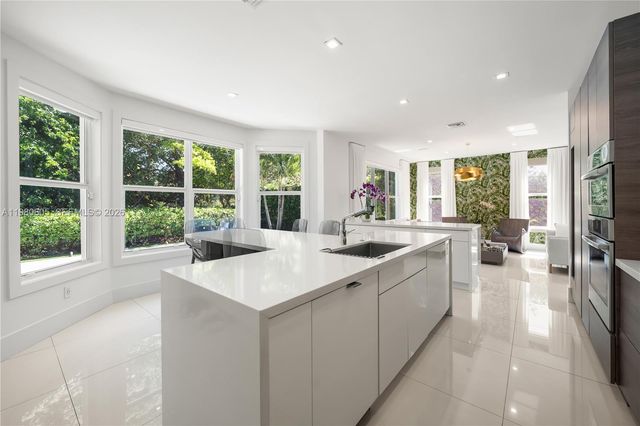 5700 SW 86th Street, South Miami, FL 33143