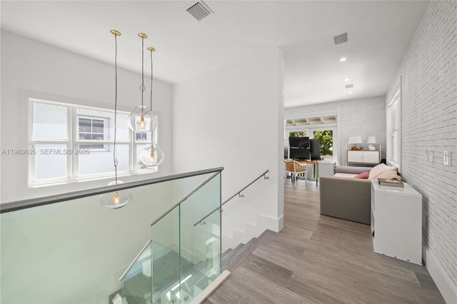 5700 SW 86th Street, South Miami, FL 33143