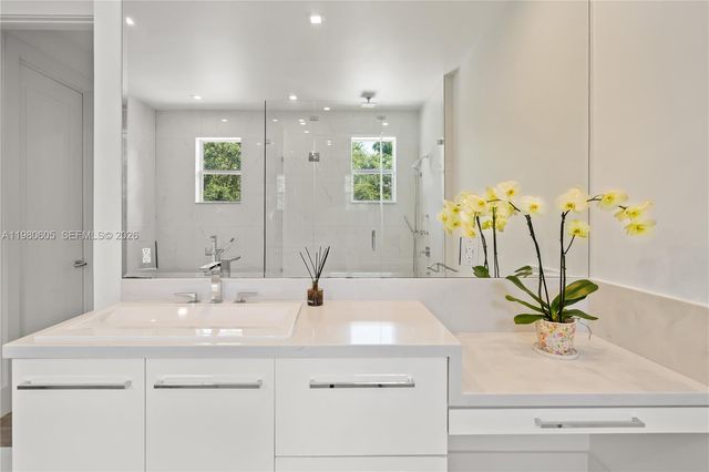 5700 SW 86th Street, South Miami, FL 33143