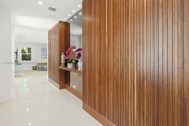 5700 SW 86th Street, South Miami, FL 33143