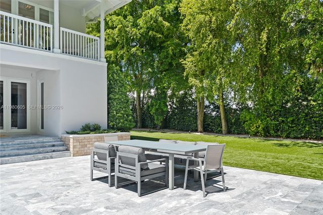 5700 SW 86th Street, South Miami, FL 33143