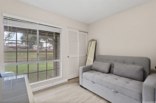 94-1348 Kulewa Loop 7U, Waipahu, HI 96797