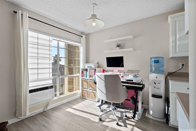 94-1348 Kulewa Loop 7U, Waipahu, HI 96797